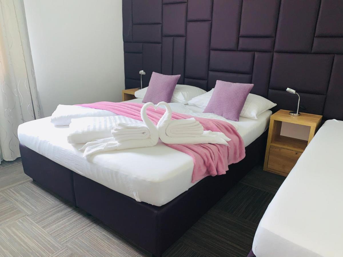 Appartements-Dalila ซังคท์มิคาอิลอิมลุงเกา ภายนอก รูปภาพ