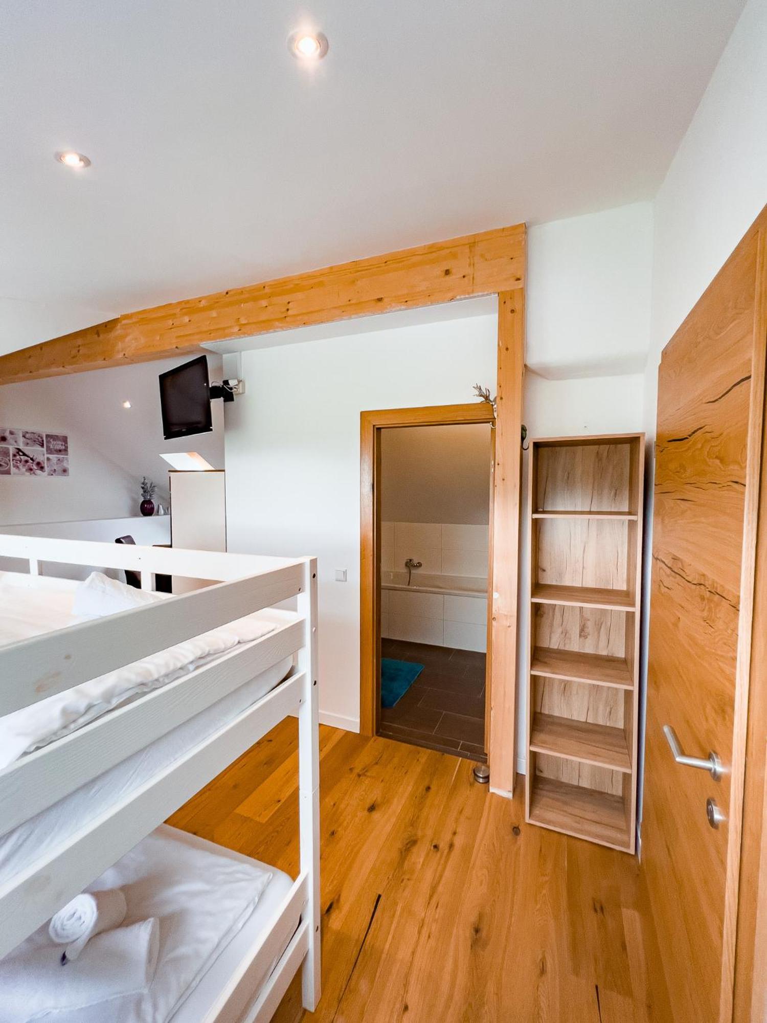 Appartements-Dalila ซังคท์มิคาอิลอิมลุงเกา ภายนอก รูปภาพ