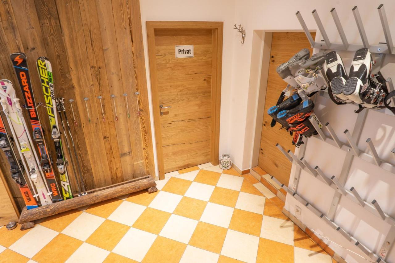 Appartements-Dalila ซังคท์มิคาอิลอิมลุงเกา ภายนอก รูปภาพ